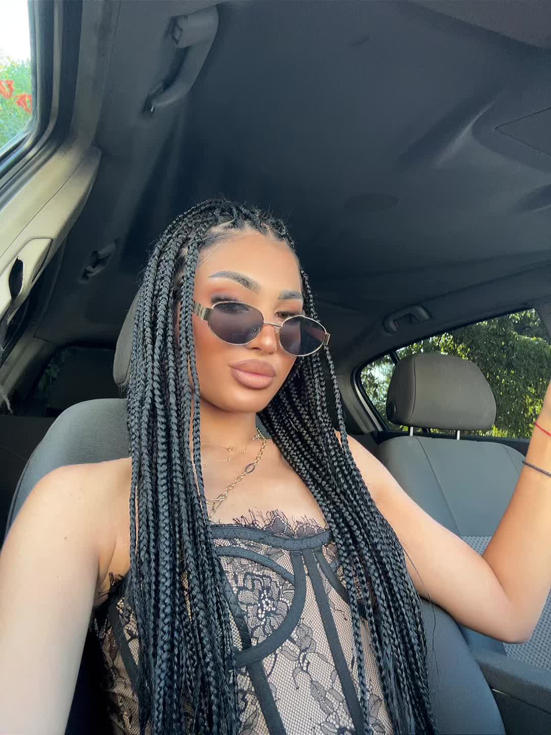 @Georgiana