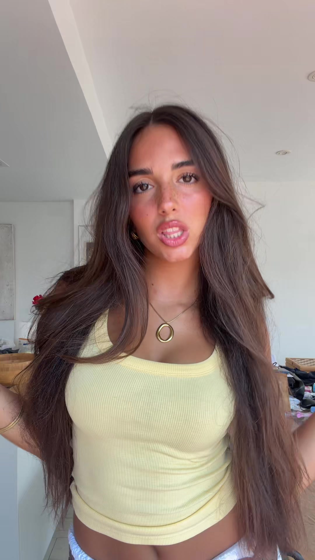 @carlacass