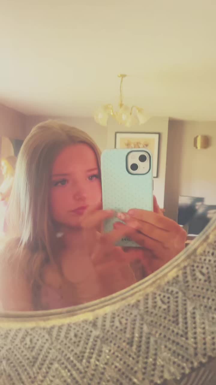 @annamullxx