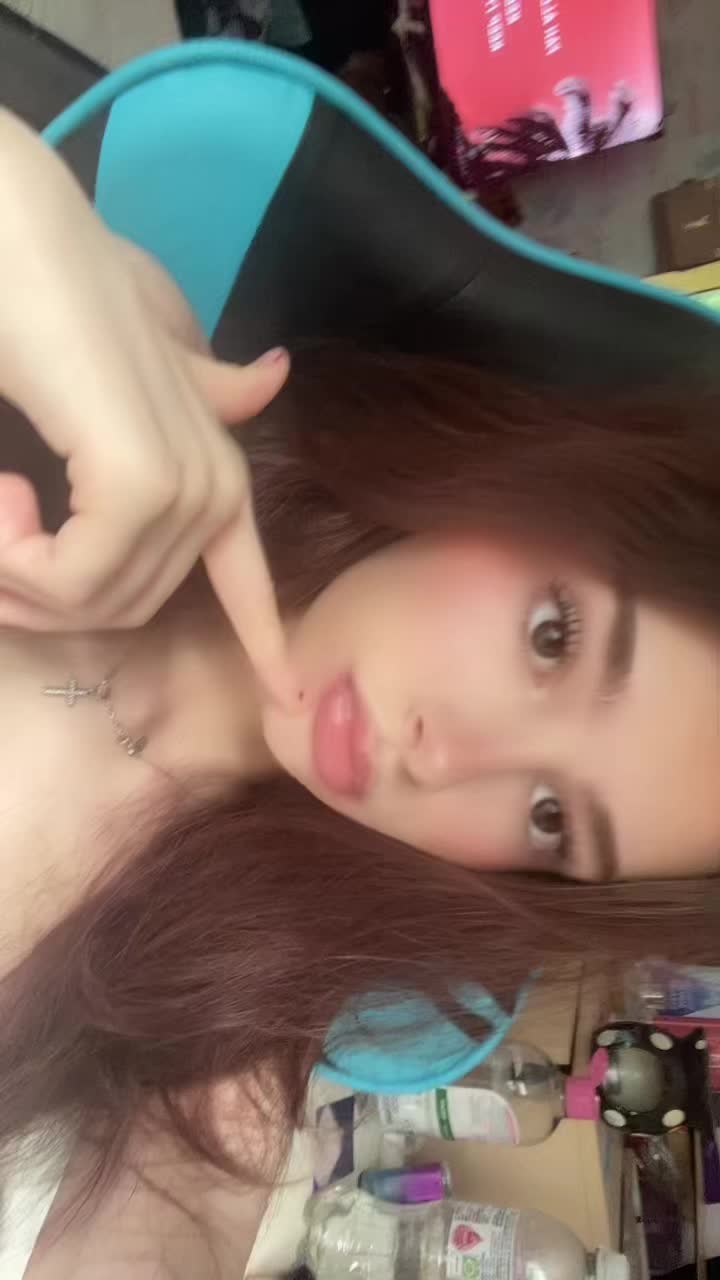 @alexi