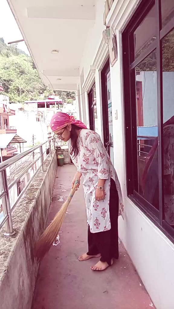 @शि_xyaaaa...👀💥