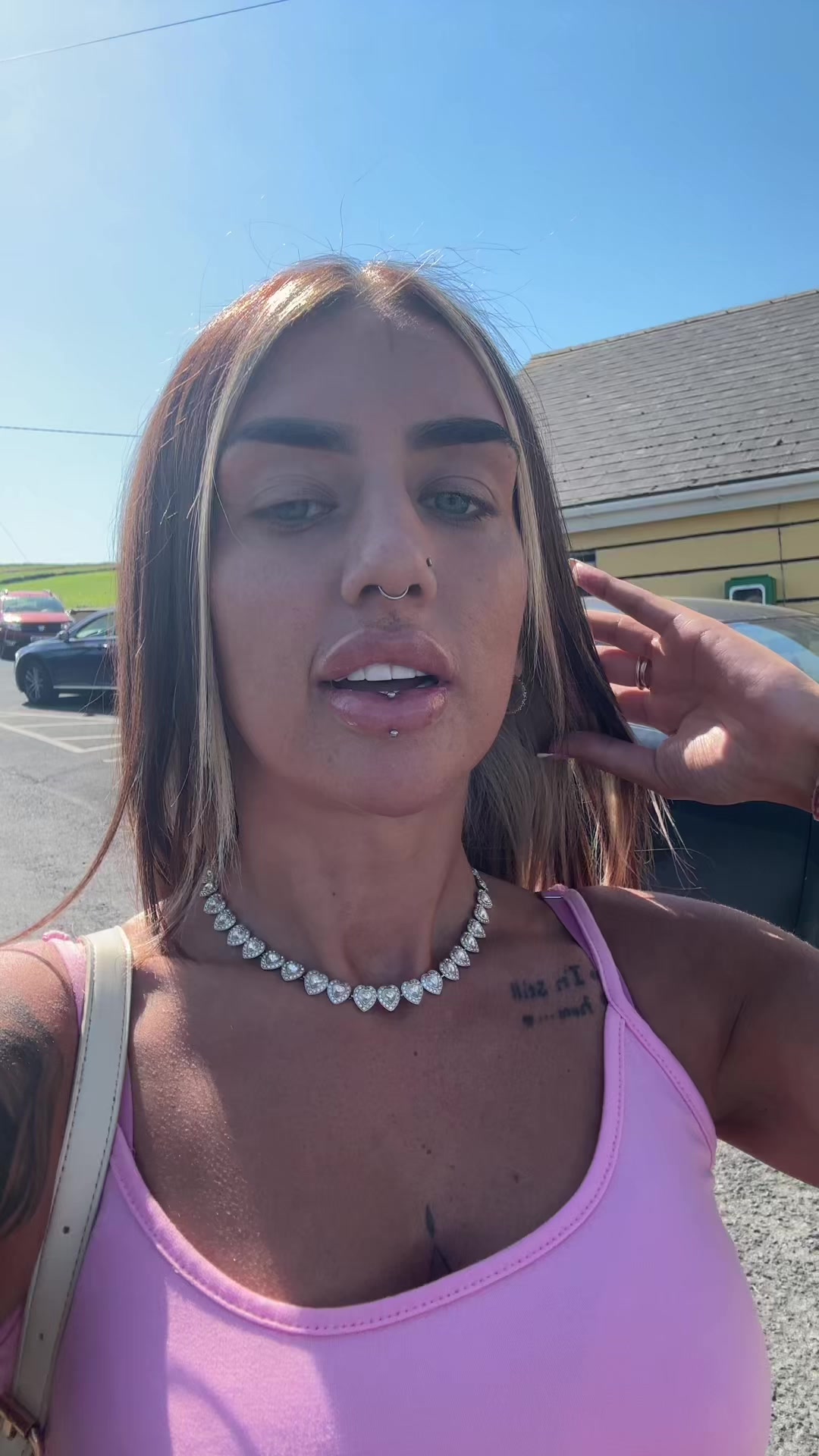 @💎👑 ~𝕼𝖚𝖊𝖊𝖓 𝕭~👑💎
