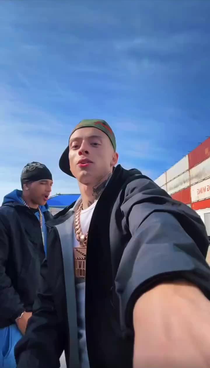 @Lyrics.3.99
