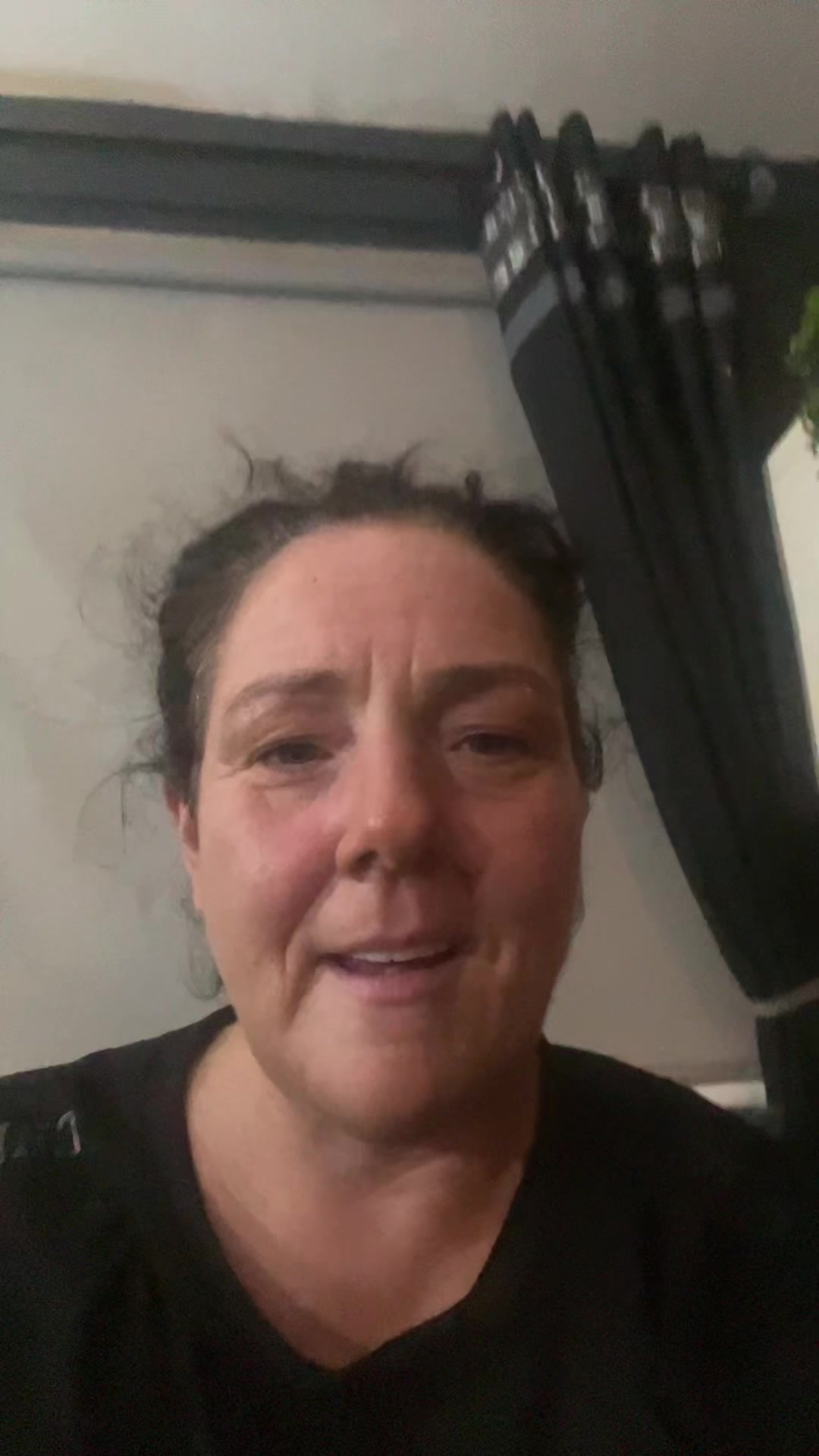 @xxx Lisa proud mother of 7 xx