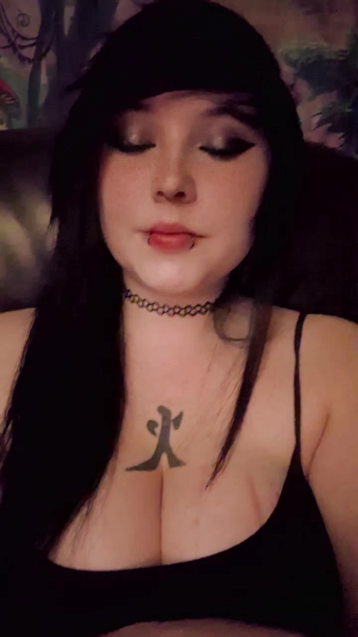@CelestialFey 🇨🇦