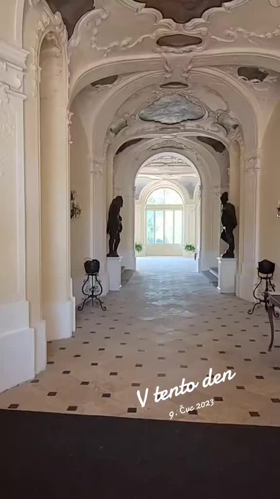 @annie_snajdr