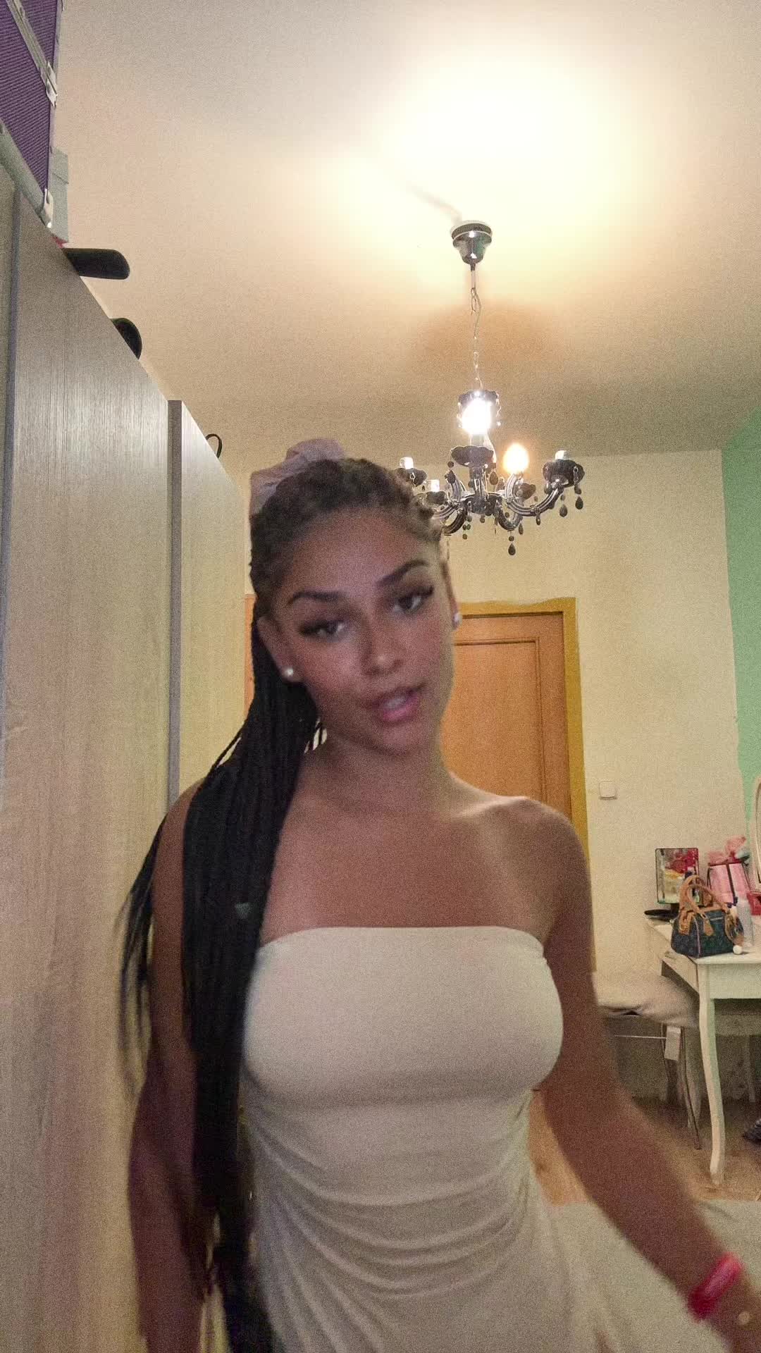 @Levaikaa