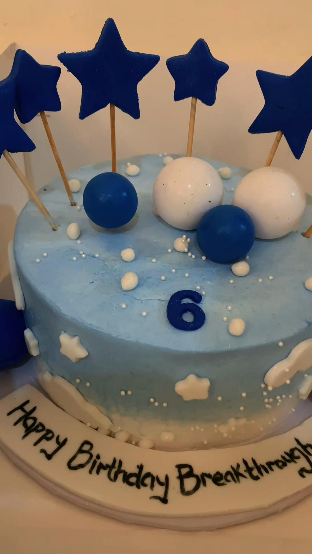 @Cakesbyfab