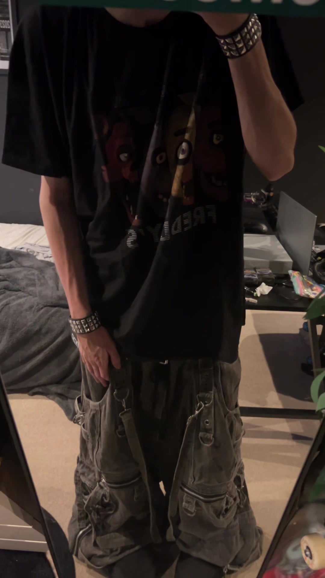@⚜️