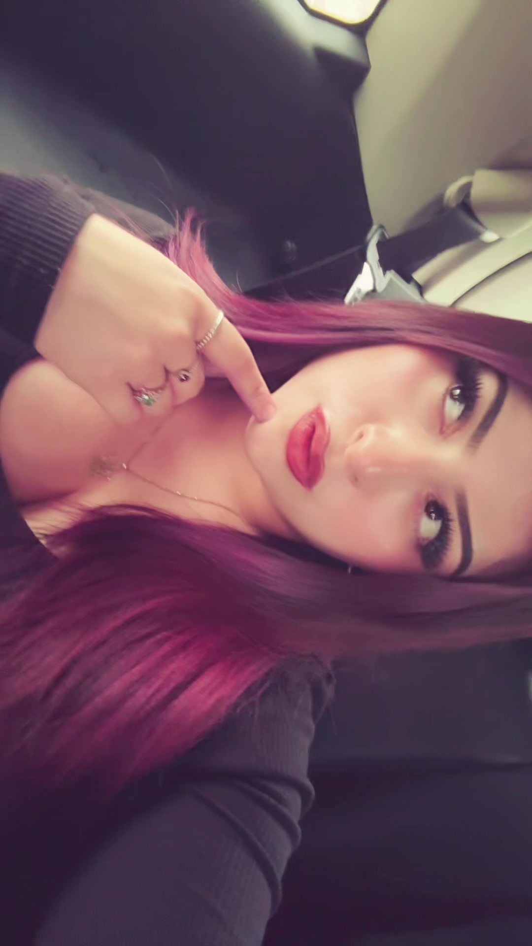 @Arely ♡