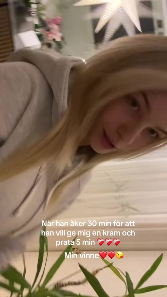 @Bella