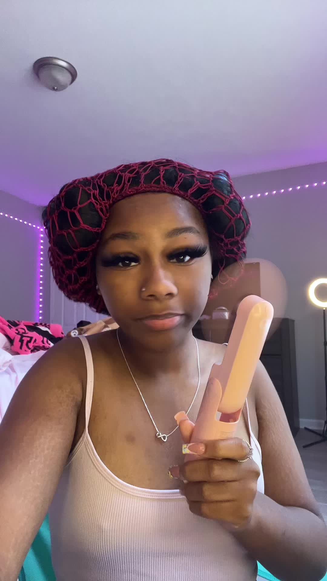 @kamiranevaeh