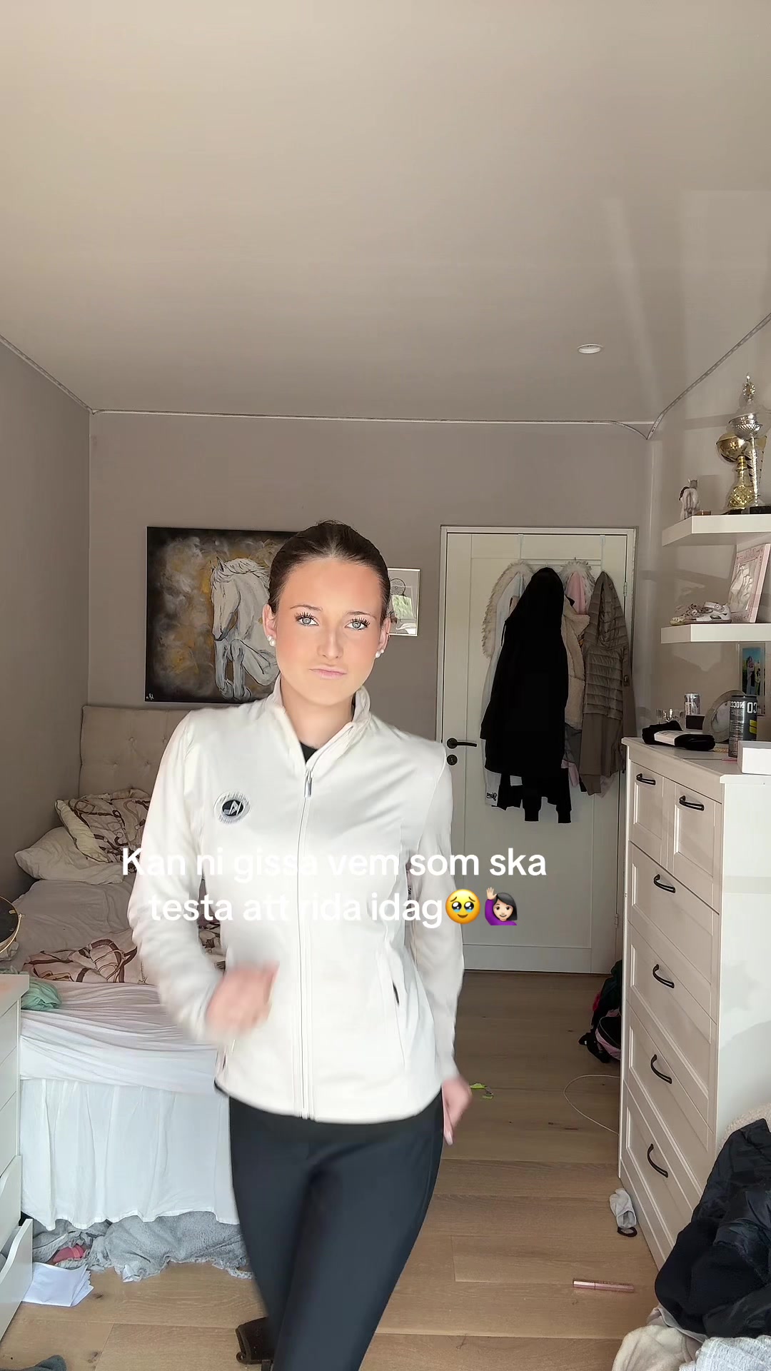 @𝐻𝒶𝒾𝓁𝑒𝓎𝓇𝑒𝒾𝓃𝒽𝑜𝓁𝒹