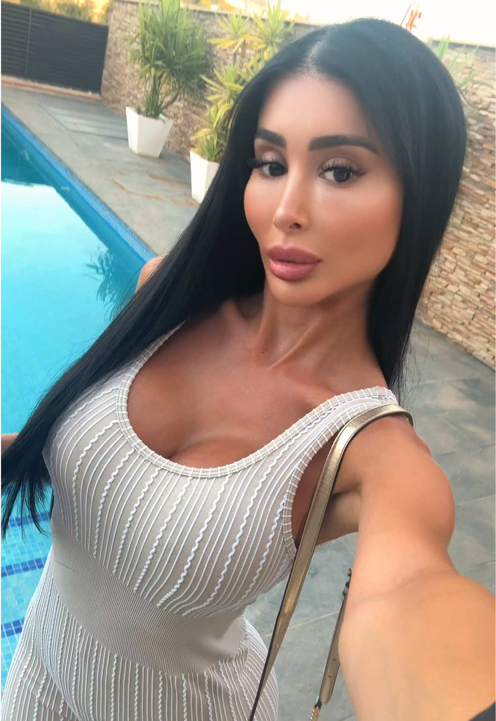 @Gloria Perllo