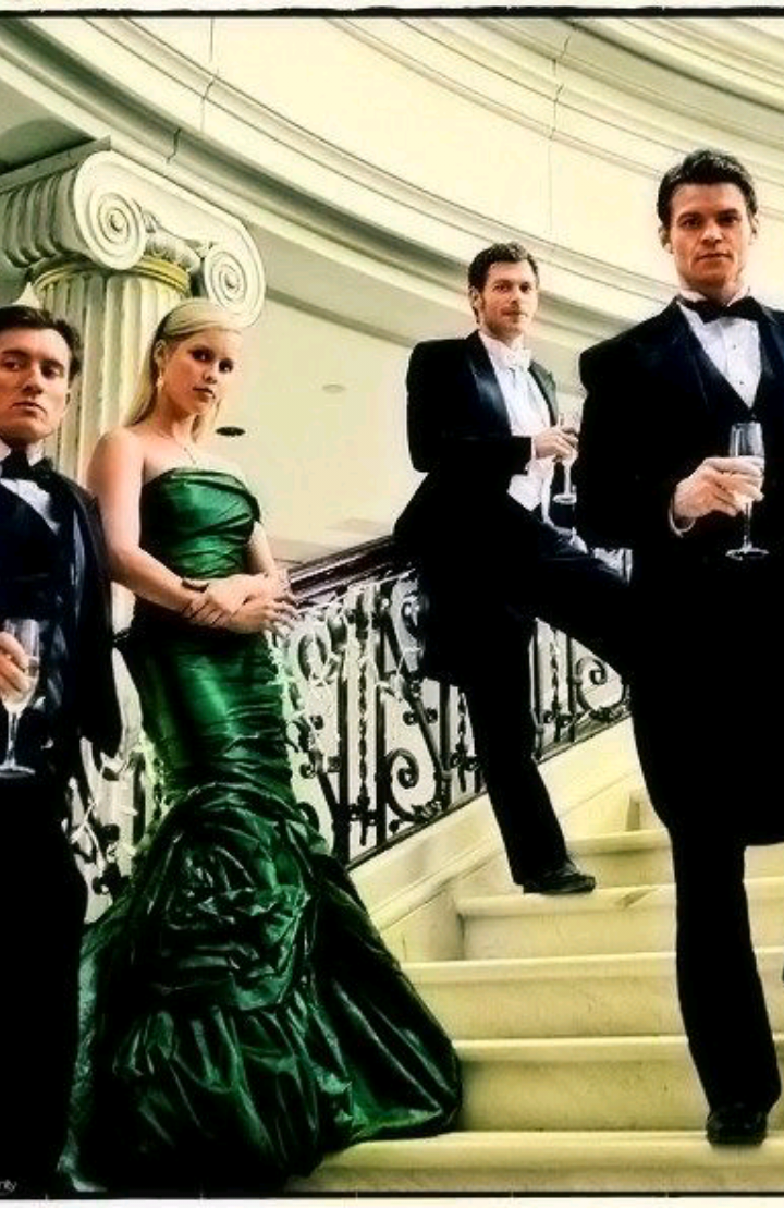 @๐ฉธStefan Salvatore๐ฉธ