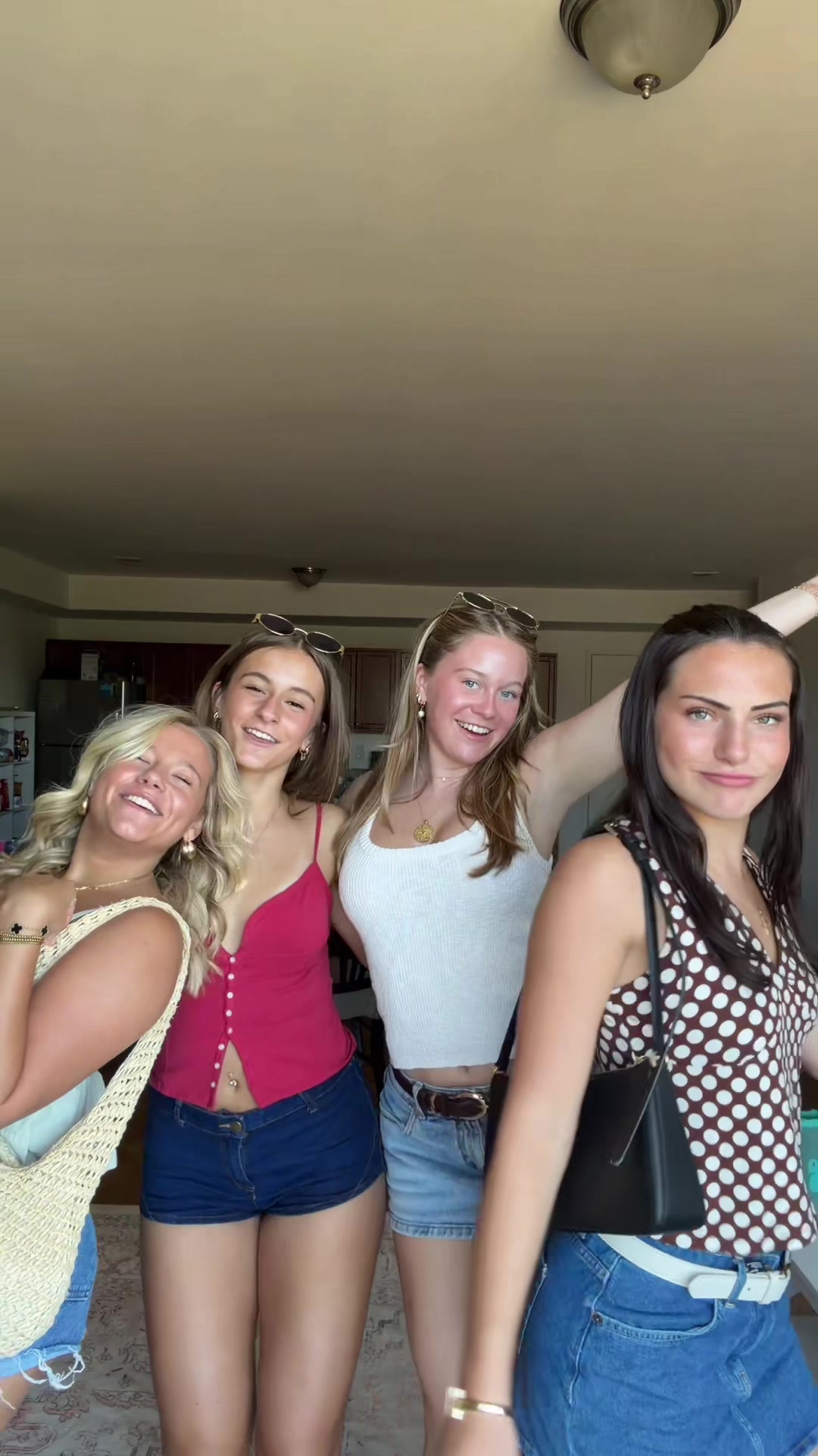 @sydneyposeyyy