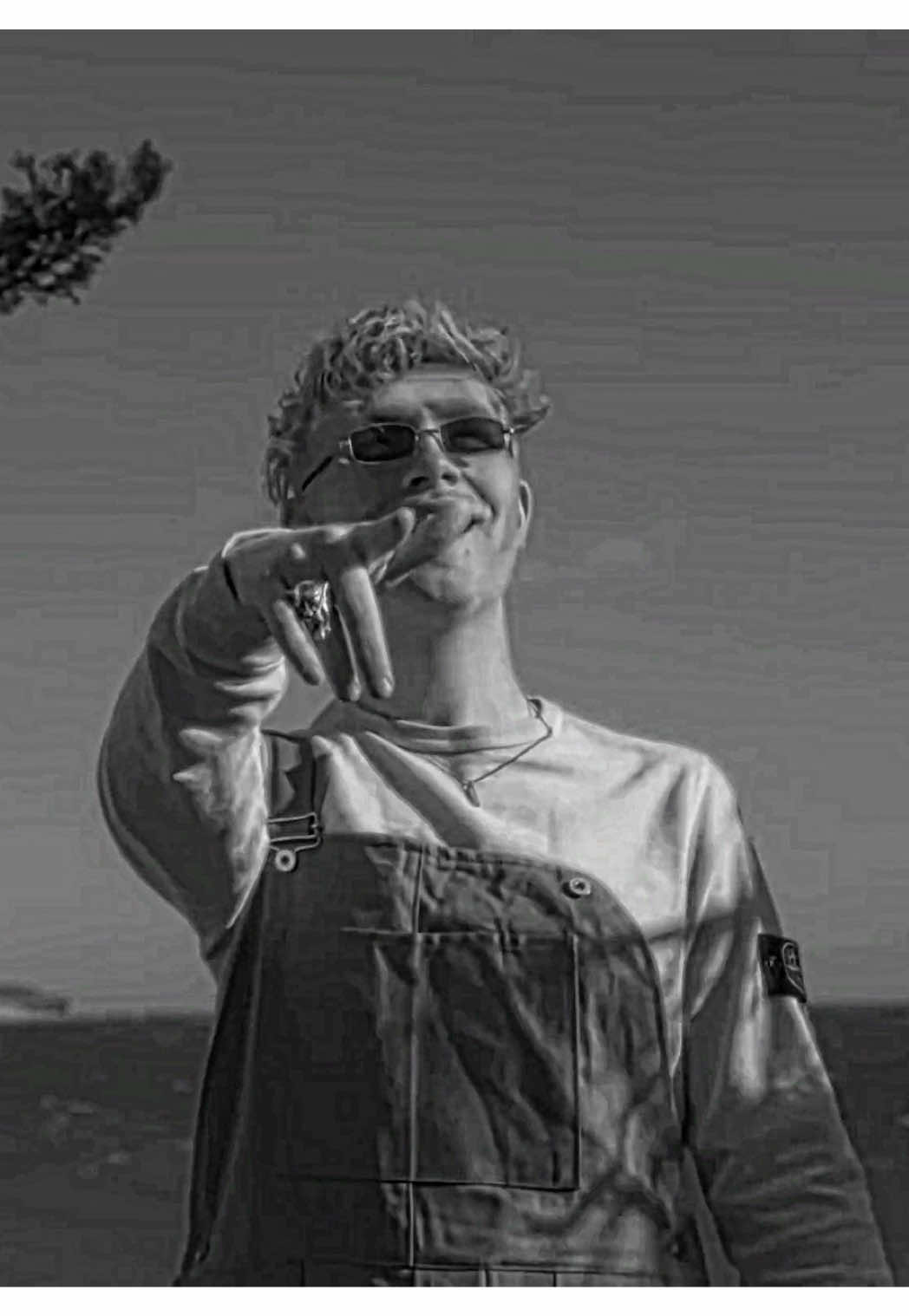 @๐๐๐®