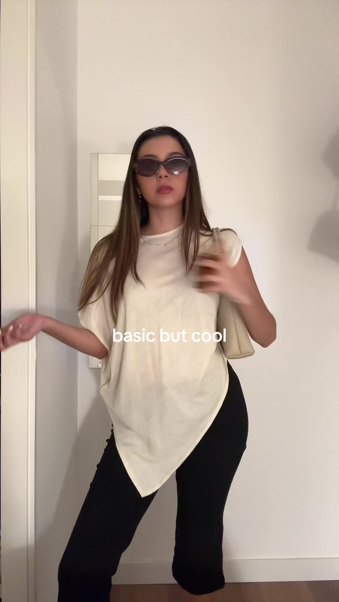 @adrianaleivaac