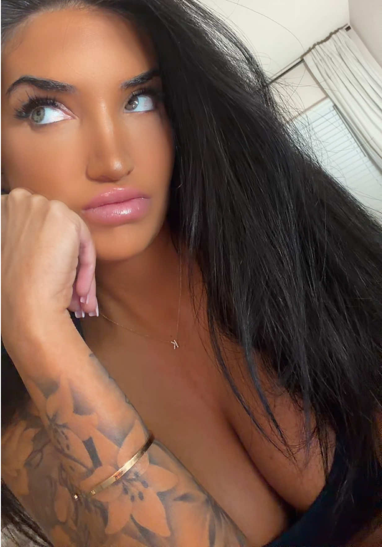 @kj_cameron