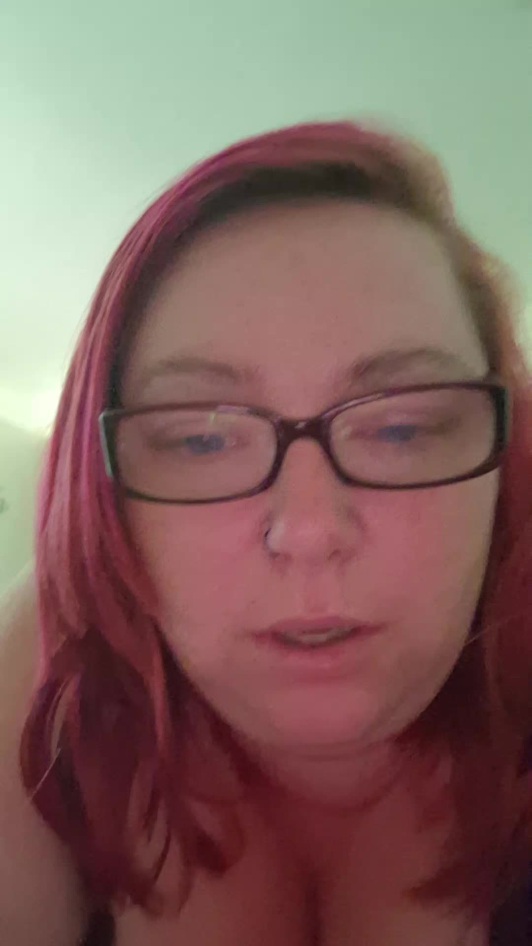 @queenpinkie