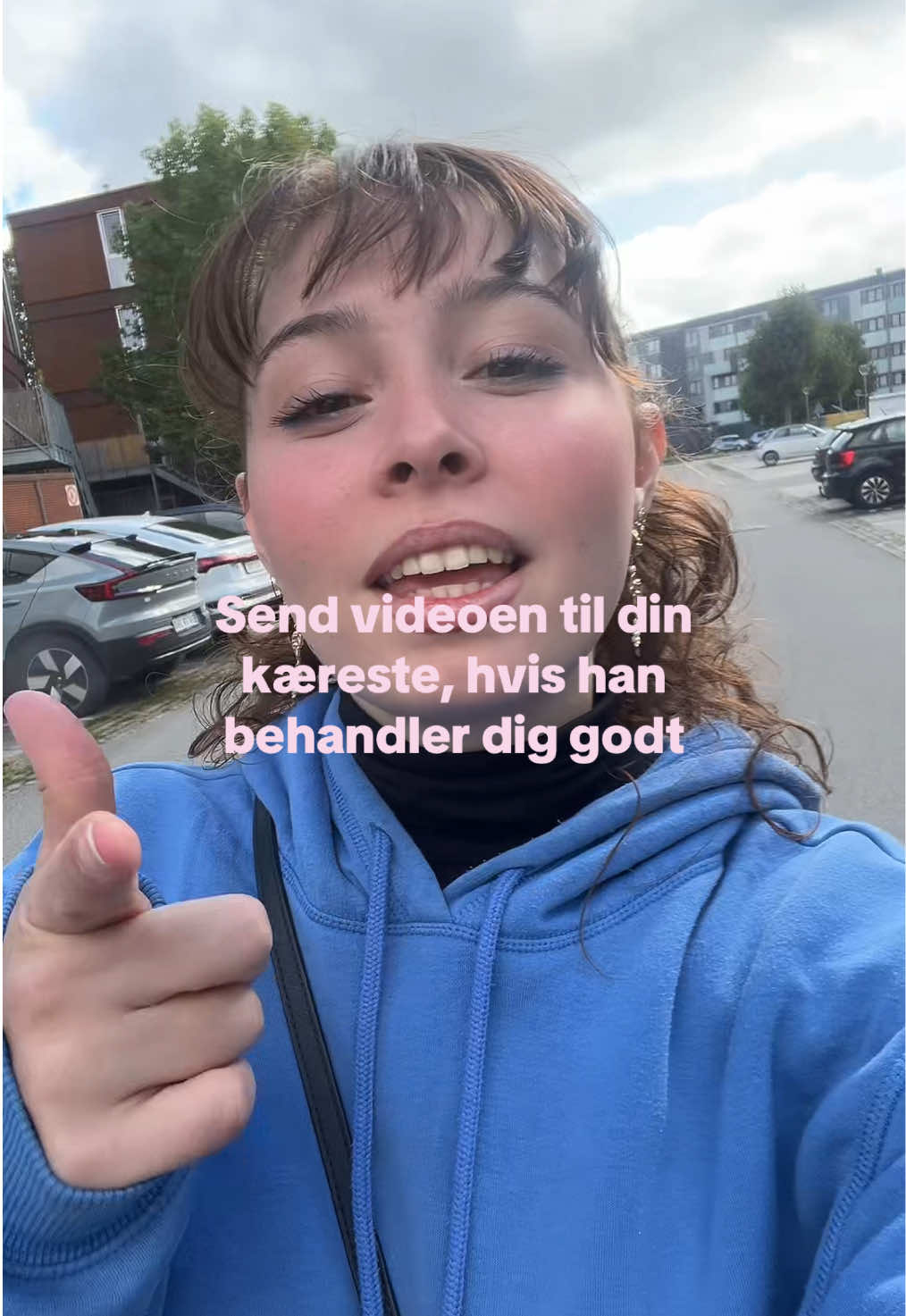 @JOSEFINE JUVA