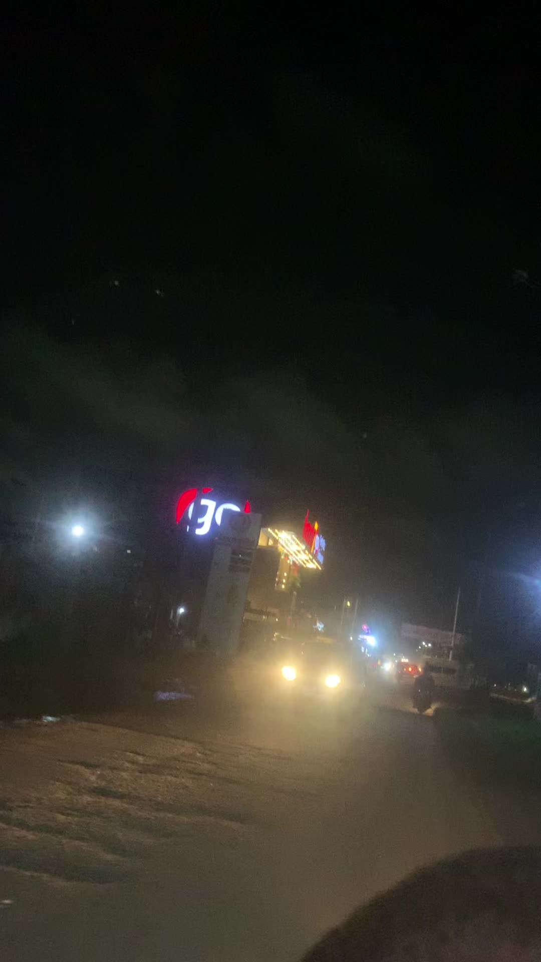 @𝕰𝖒𝖒𝖆𝖓𝖚𝖊𝖑 𝖈𝖊𝖔
