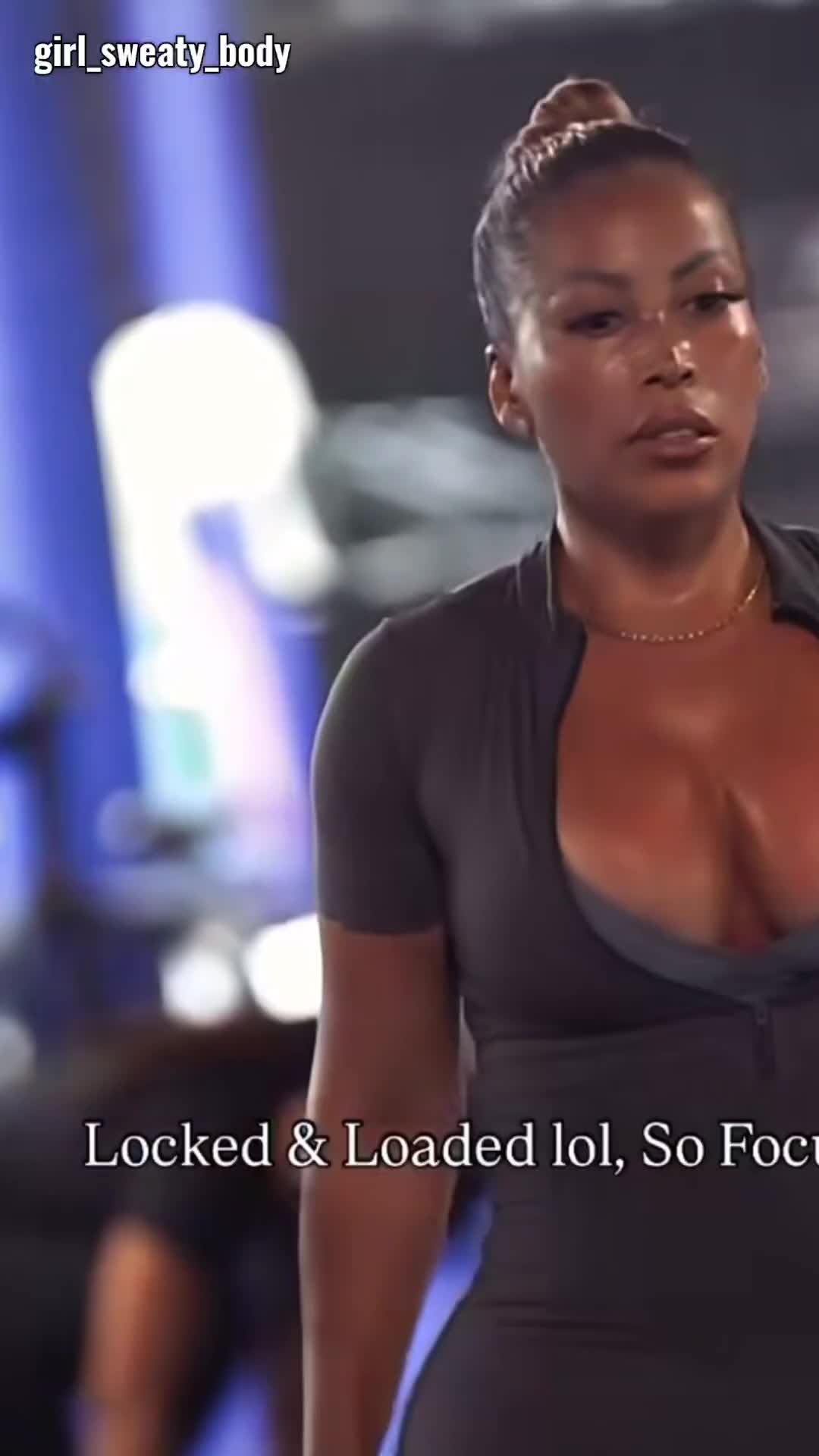 @girl_sweaty_body