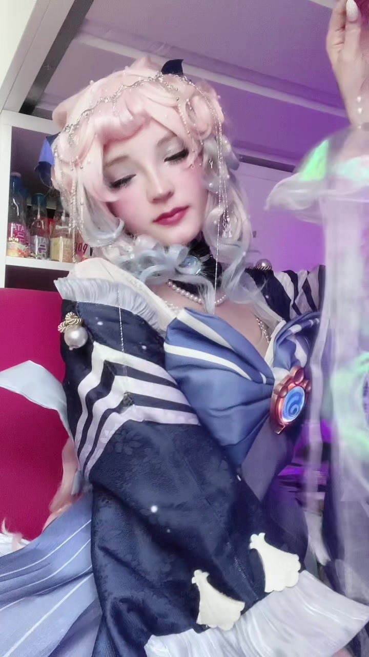 @✦ VI ✦