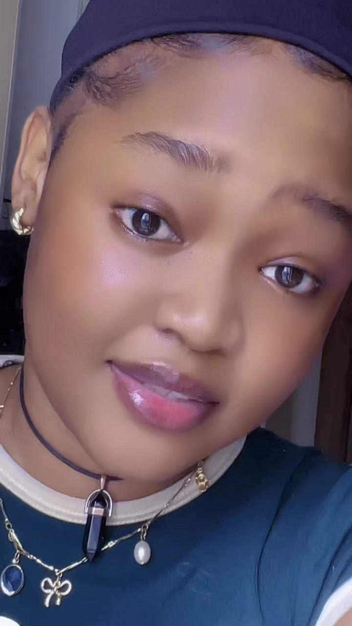 @Ella bae 🇺🇬