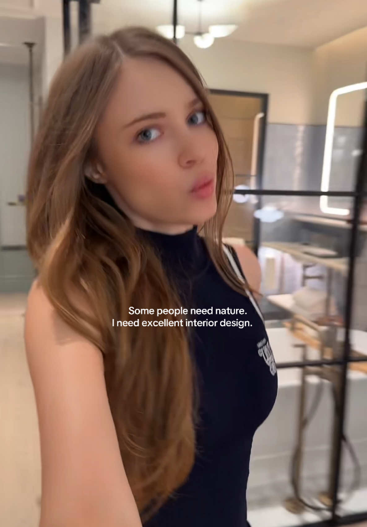 @Xenia Tchoumi
