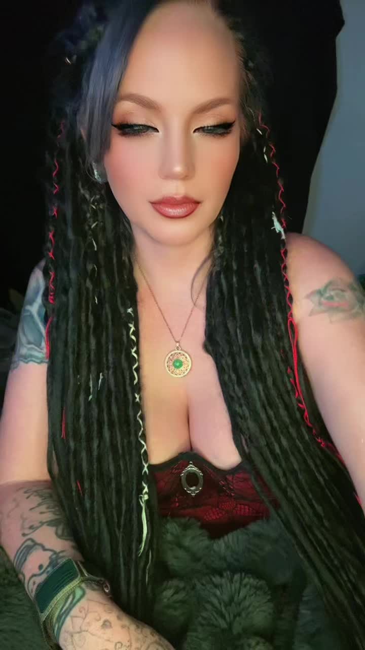 @⛧ 𝒱𝑜𝑜𝒹𝑜𝑜𝐵𝒶𝓇𝒷𝒾𝑒 ⛧