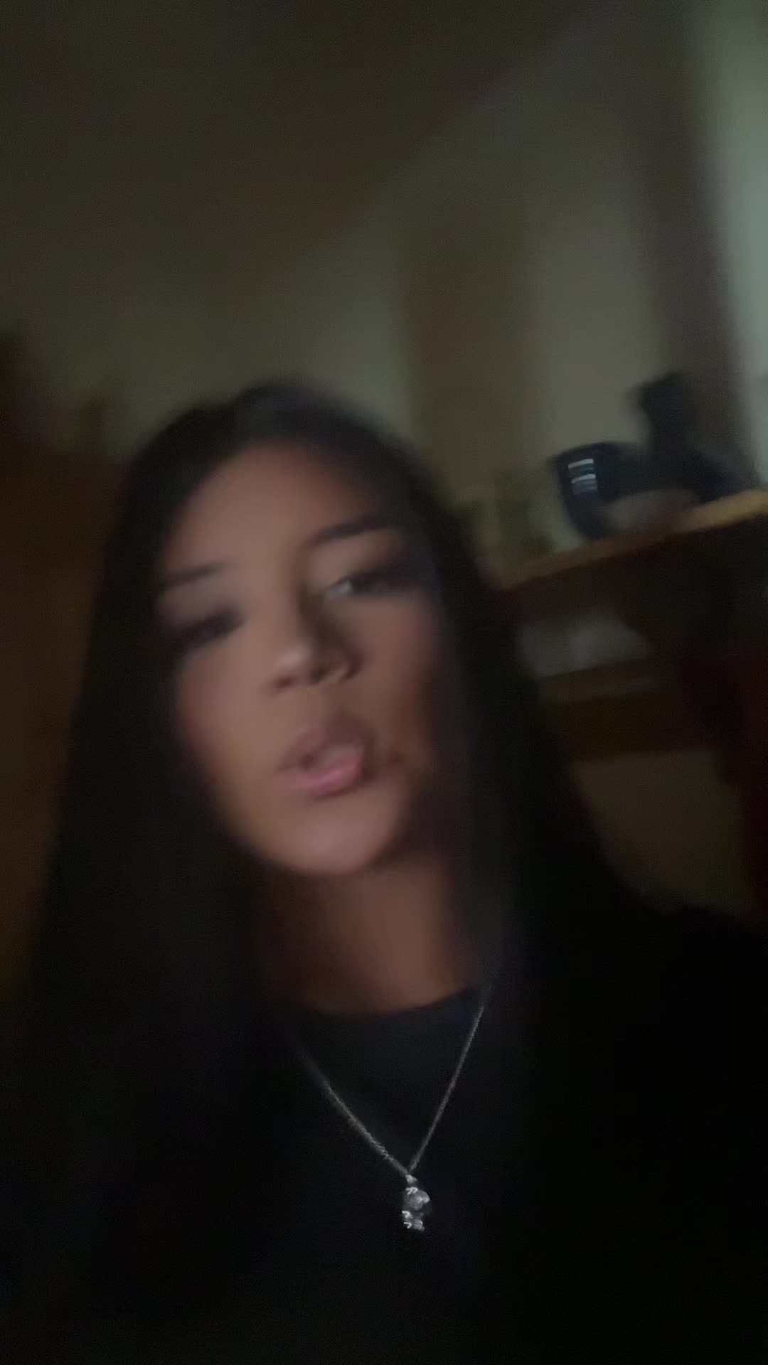 @𝒹ℯ𝓇𝓇𝒾𝓃ꨄ
