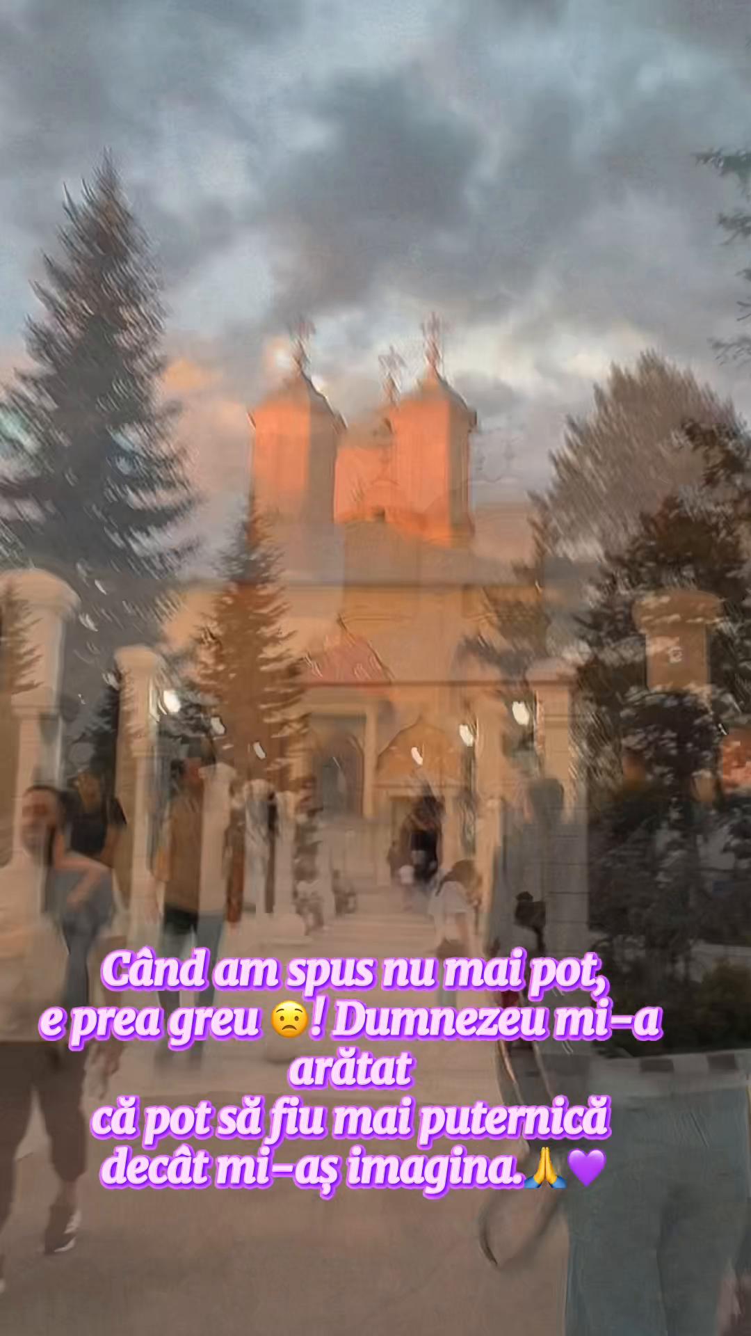 @🫧 𝓡𝓸𝔁𝔂🫧