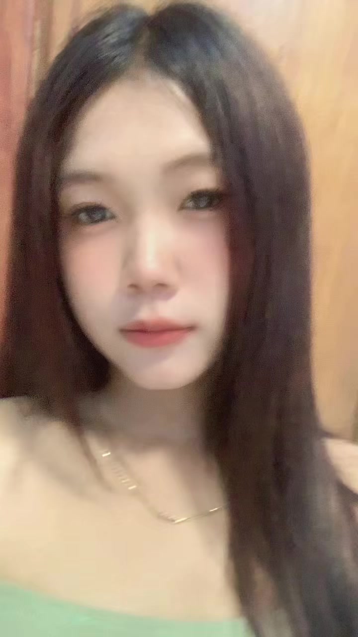 @lynniikhochjit