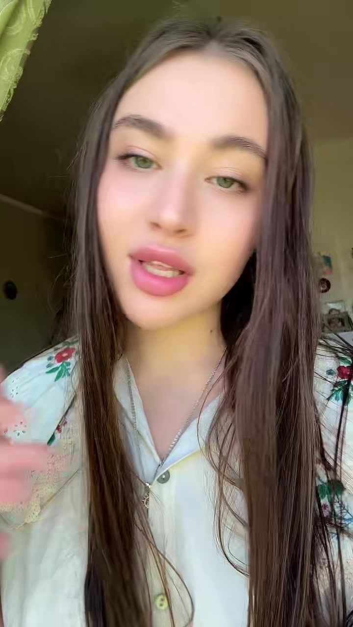 @Elmira Romanova