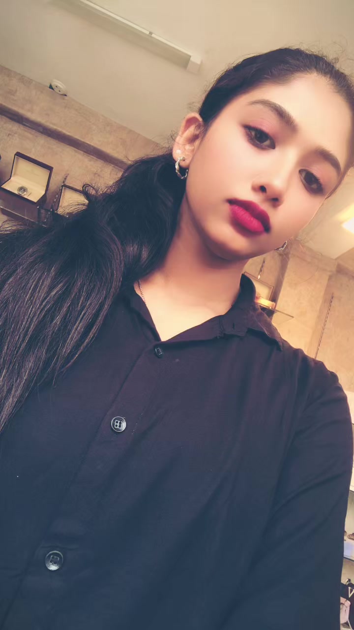 @👠✨L I L I 💋🦢