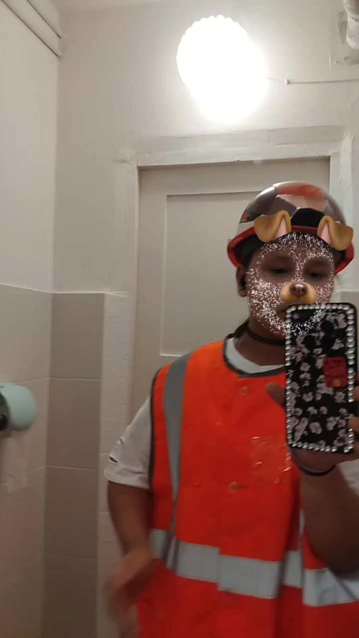 @...