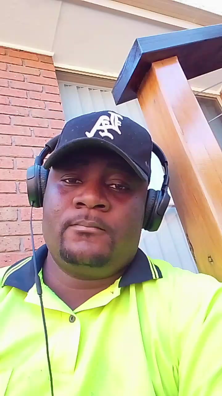 @JM🇨🇩🇭🇲