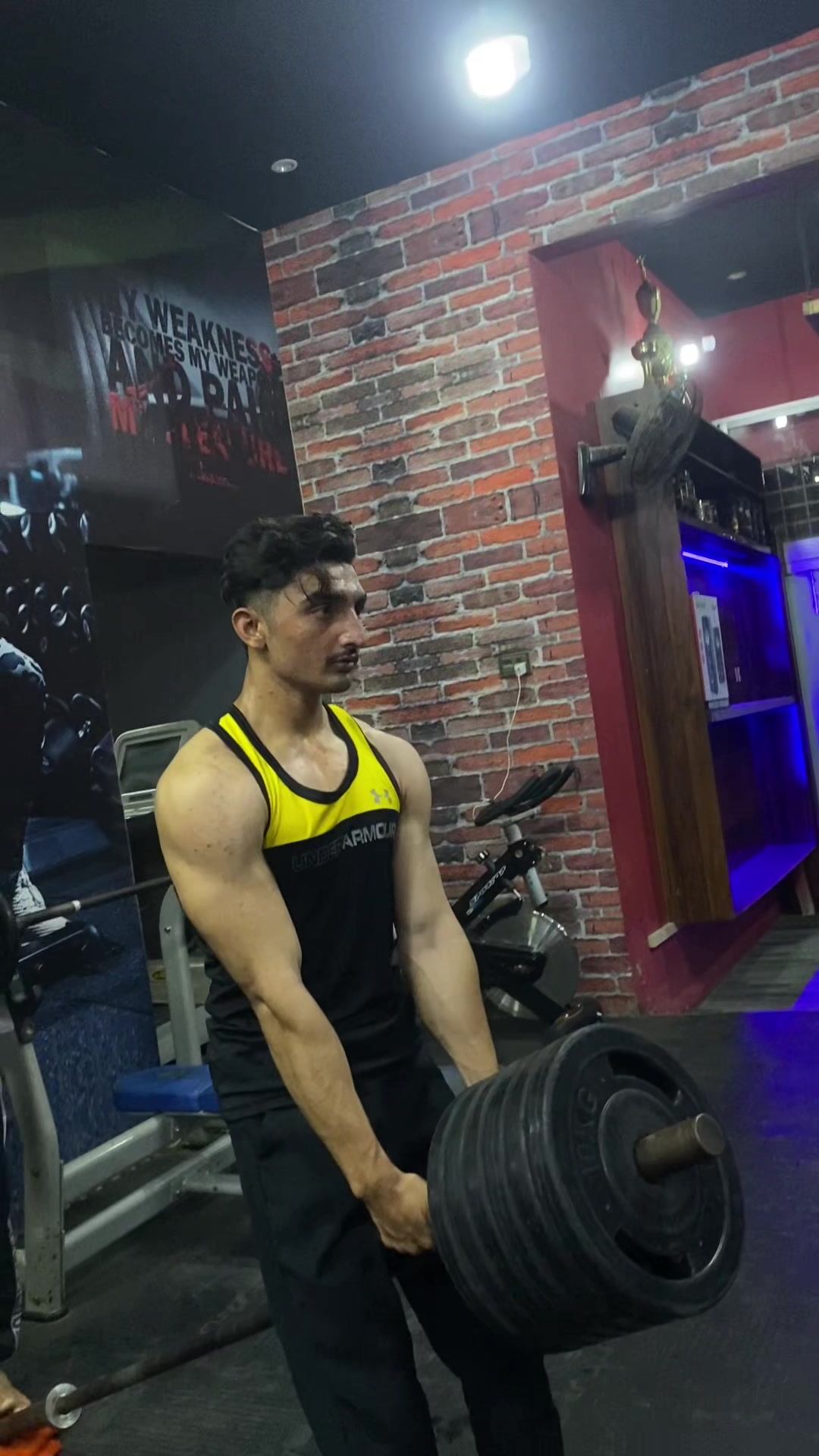 @𝑨𝒎𝒊𝒓 𝑳𝒊𝒇𝒕𝒔⚡👑