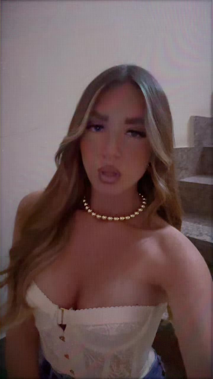 @EMANUELA