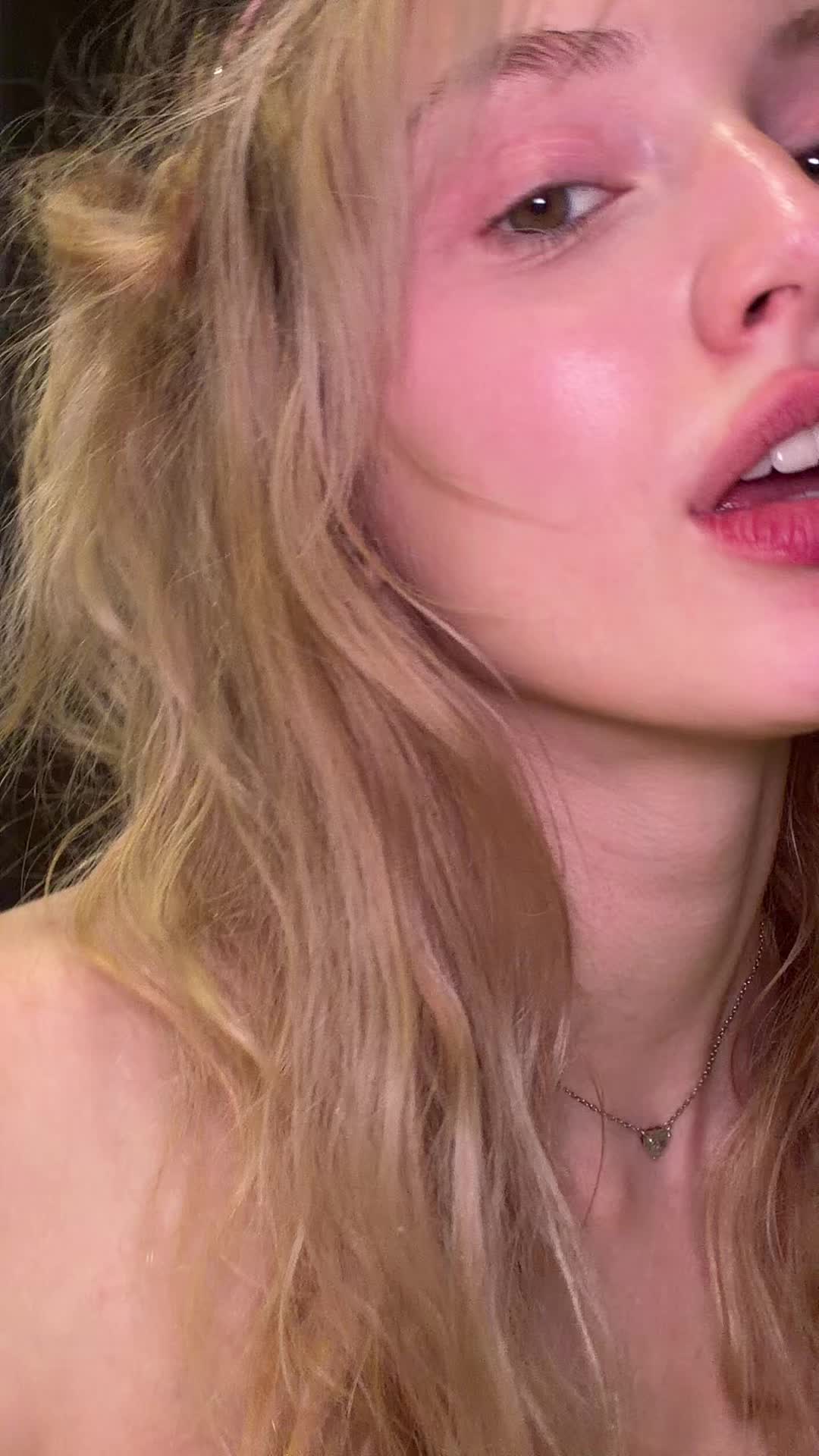 @MarisaLeona_