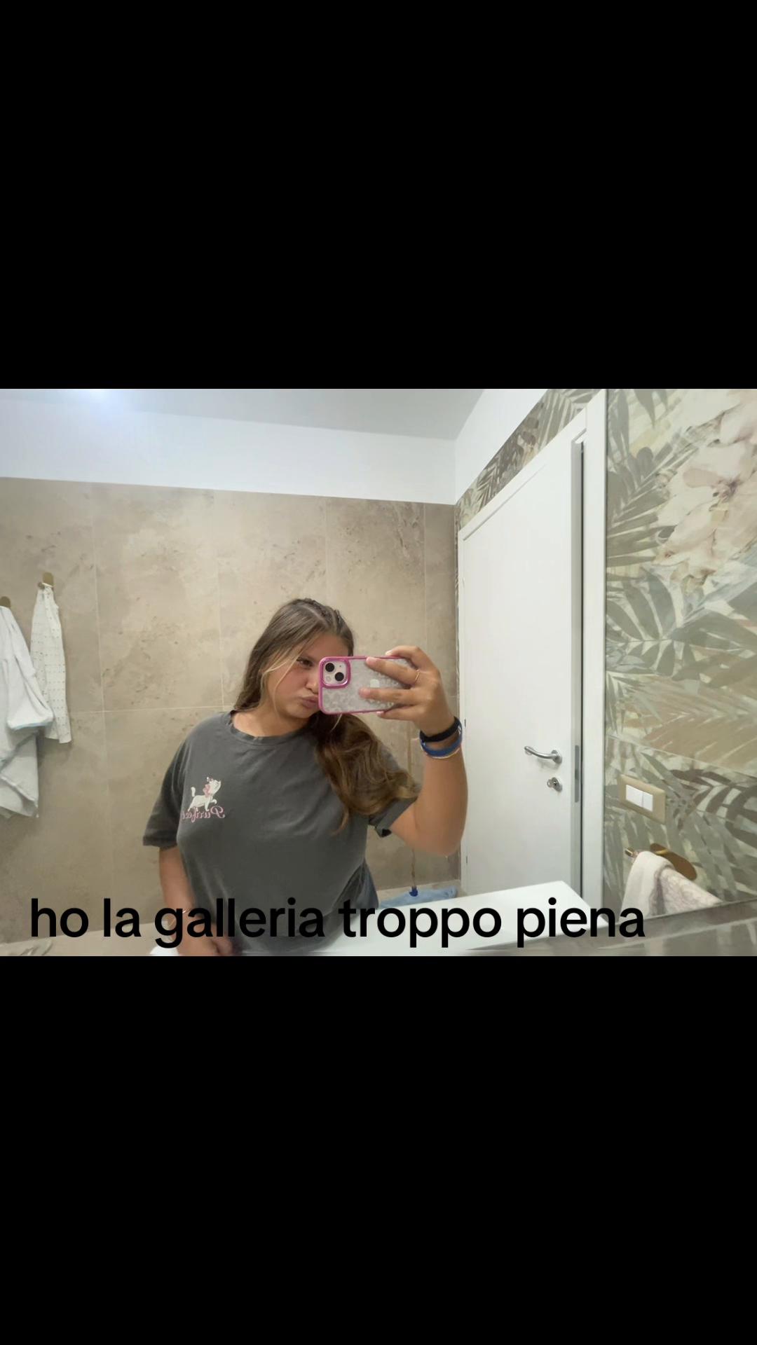 @Suela🩷