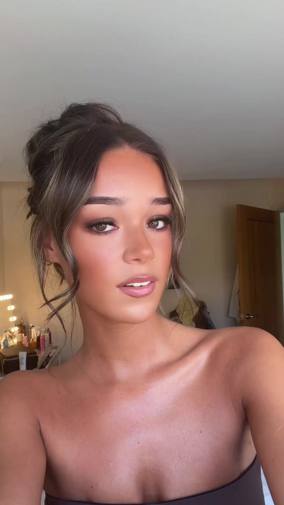 @𝐄𝐦𝐢𝐥𝐲𝐰𝐨𝐨𝐝𝐲𝐚𝐭𝐭 𝐱