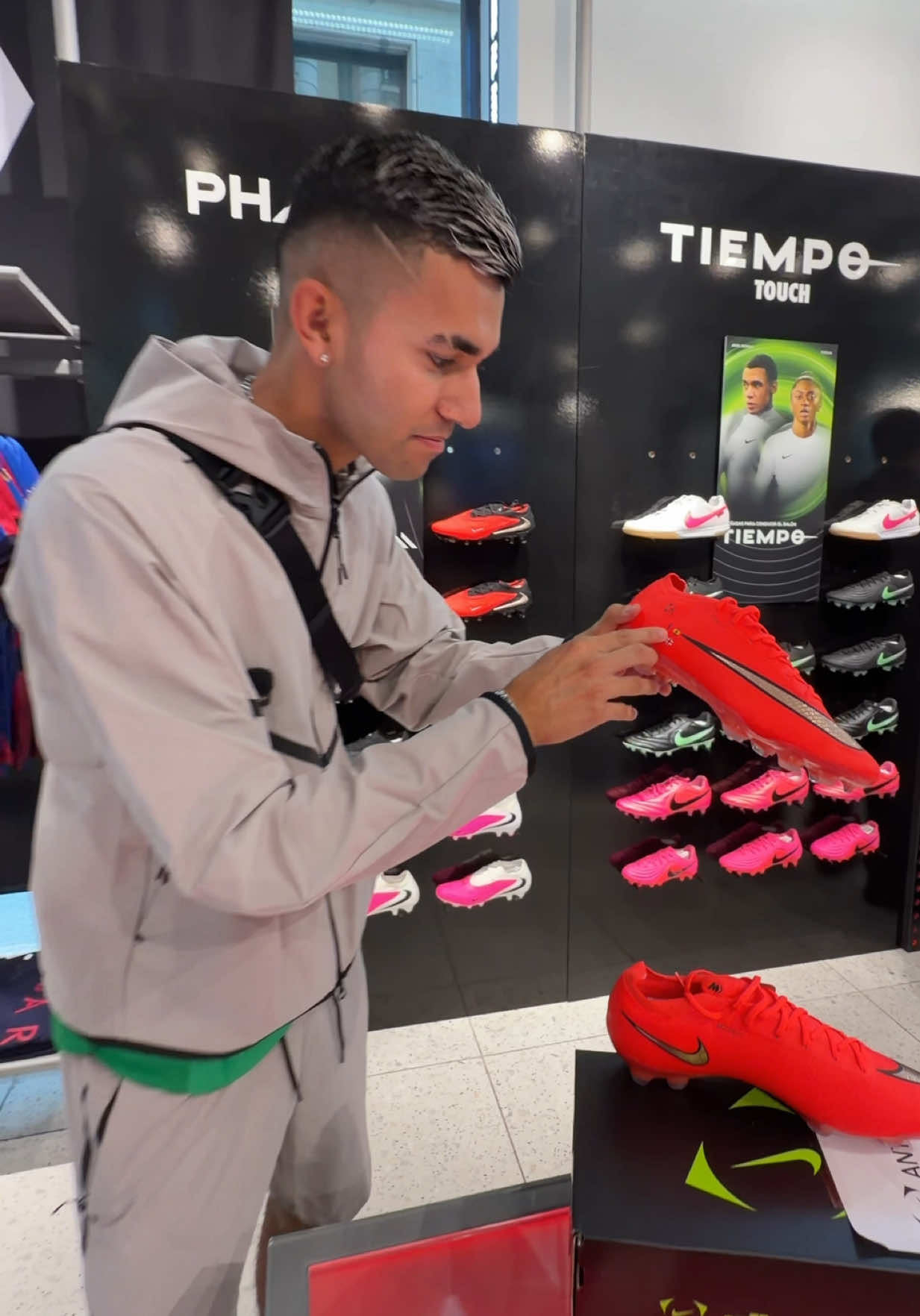 @ELASTICO KING👑