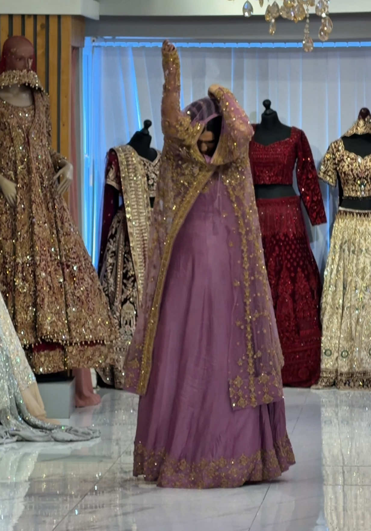 @7AATRANG BRIDAL&rsquo;S 🇬🇧