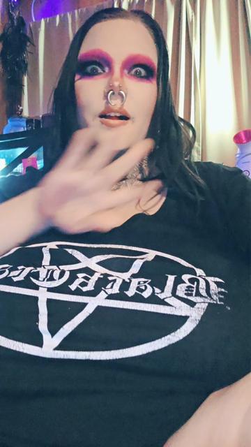 @SedusaTheGorgon