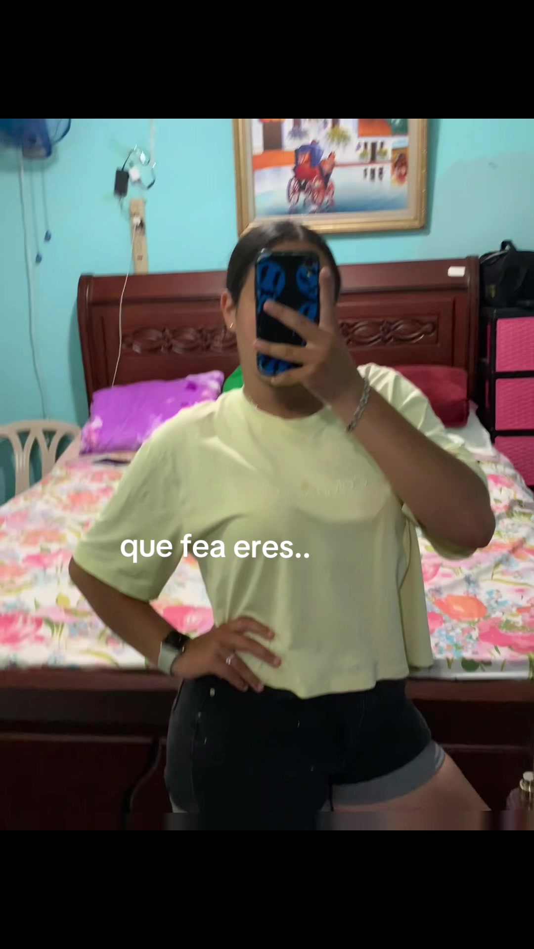 @🧍🏻&zwj;♀️👸🏻