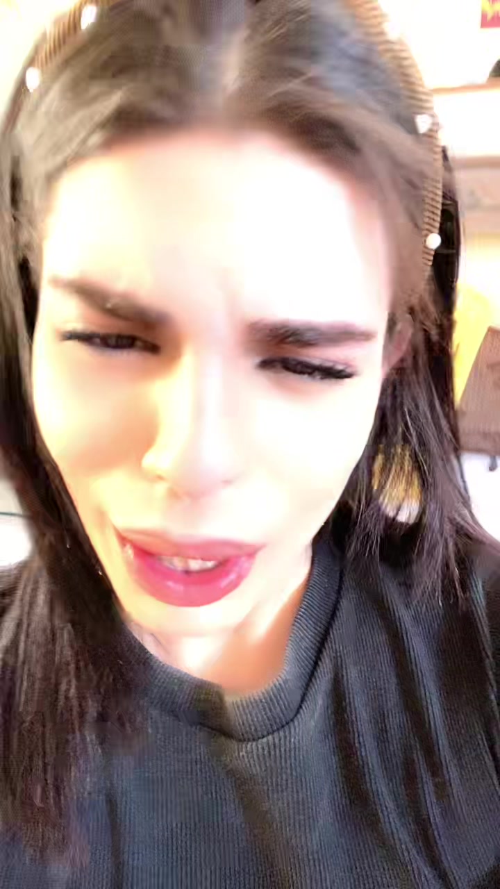 @veronica_queen