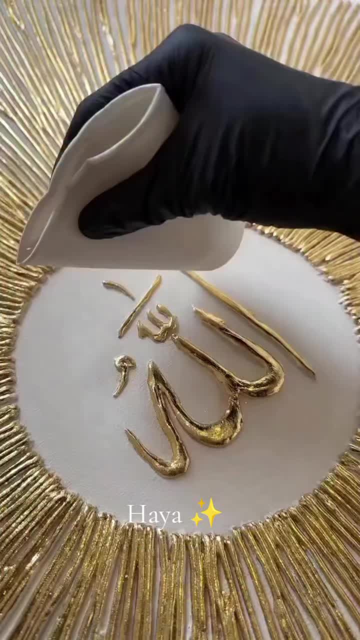 @Haya 💫