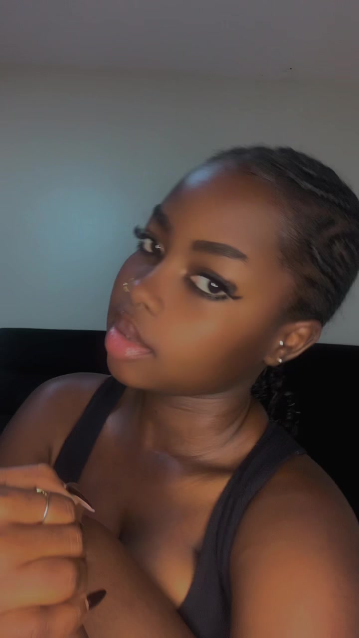 @Pretty Nicole Official🎼💫🎶🦋